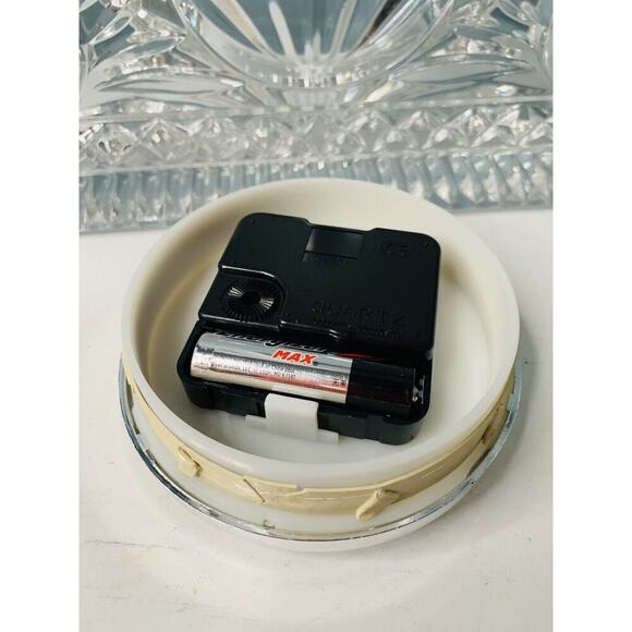 Vintage Lead Crystal Quartz Mantel Desk Clock Working Condition Clear Glass - Picture 11 of 15